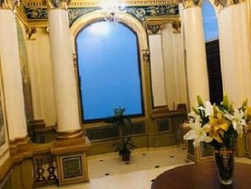 Casa de vânzare sau de închiriat 20 camere, în Bucureşti, zona Moşilor