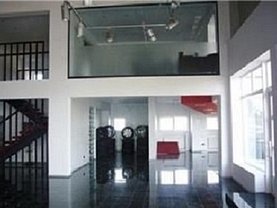 Închiriere spaţiu comercial