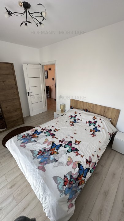 Inchiriez apartament cu dormitor si living cu bucatarie in Floresti