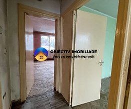 Apartament de vânzare 3 camere, în Piatra-Neamţ, zona Central