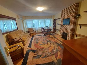 Apartament de vanzare 3 camere, în Bucuresti, zona Calea Calarasilor
