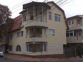 Casa de închiriat 20 camere, în Constanta, zona Central