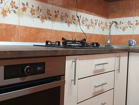 Casa de vânzare 3 camere, în Lumina