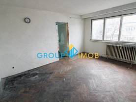 Apartament de vânzare 2 camere, în Bacau, zona Alecu Russo