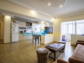 Apartament de vânzare 3 camere, în Bacău, zona Nord