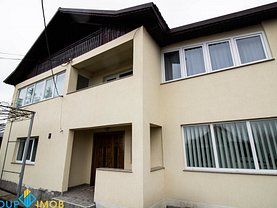 Casa de vânzare 8 camere, în Holt
