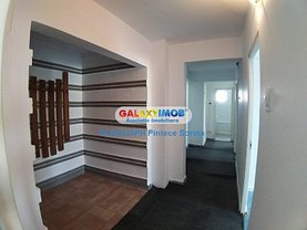 Apartament de vânzare 3 camere, în Ploiesti, zona Enachita Vacarescu