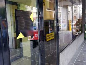Închiriere spaţiu comercial