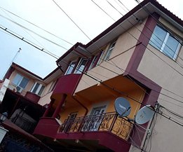 Casa de vânzare sau de închiriat 20 camere, în Constanţa, zona Faleza Nord
