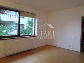 Apartament de vânzare 3 camere, în Cluj-Napoca, zona Buna Ziua