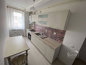 Apartament de vânzare 2 camere, în Floreşti