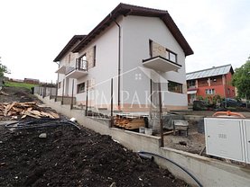 Casa de vânzare 4 camere, în Dezmir
