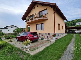 Casa de vânzare 4 camere, în Dezmir