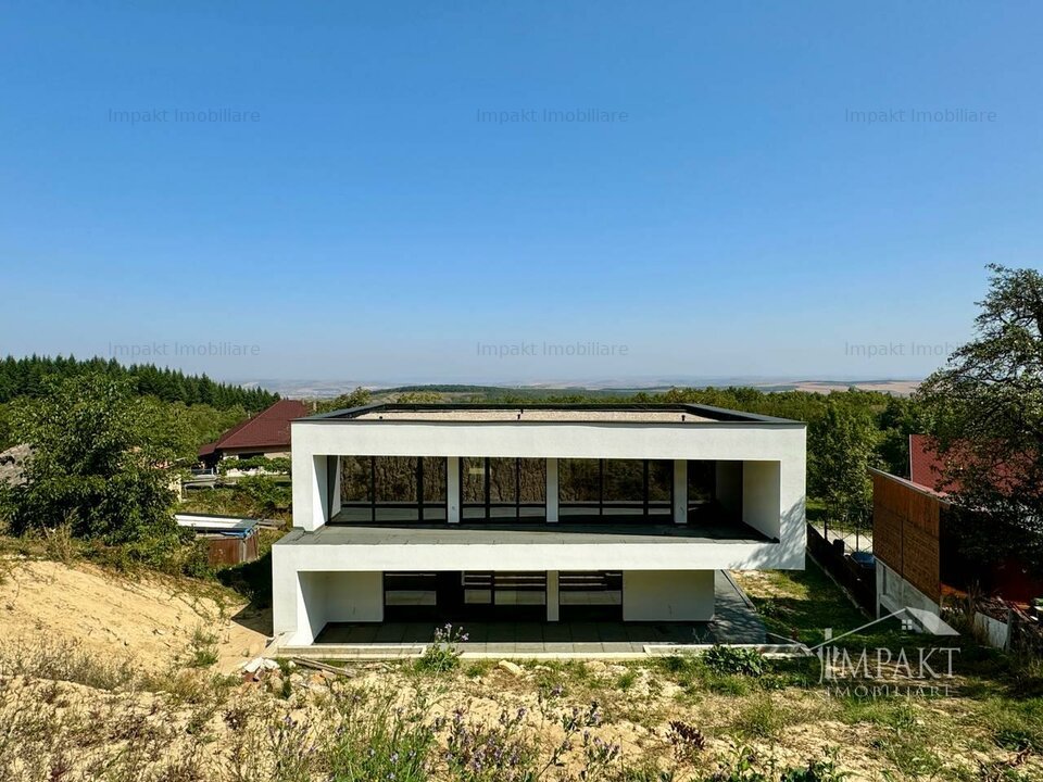 Casa individuala, teren de 1218mp si priveliste spectaculoasa in Sat Gheorghieni
