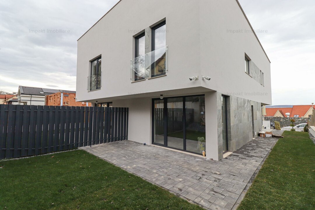 Duplex premium cu 6 camere si 4 bai in Andrei Muresanu