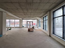 Vânzare spaţiu comercial