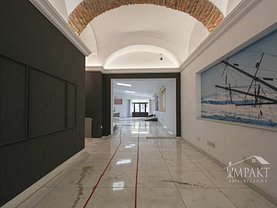 Închiriere spaţiu comercial