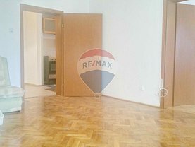 Apartament de închiriat 2 camere, în Brasov, zona Blumana