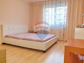 Apartament de vânzare 3 camere, în Brasov, zona Bartolomeu