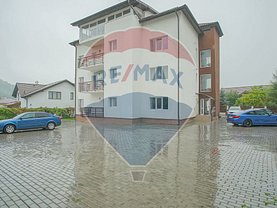 Penthouse de vânzare 3 camere, în Săcele, zona Bunloc