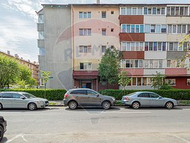 Apartament de vânzare 2 camere, în Braşov, zona Noua