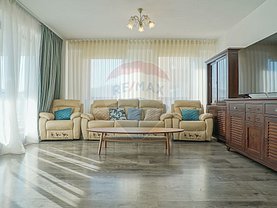 Apartament de vânzare 3 camere, în Braşov, zona Drumul Poienii