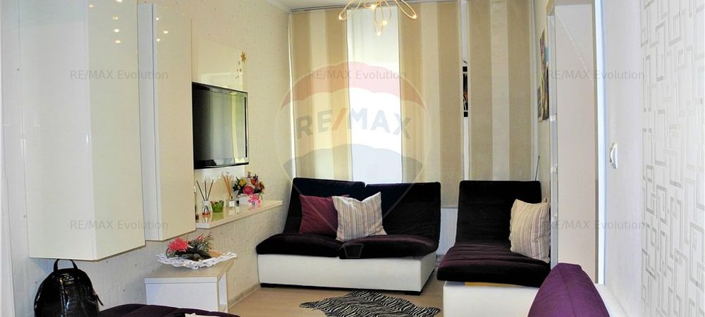 Apartament 3 camere decomandat in Centru Predeal - imaginea 0 + 1