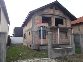 Casa de vânzare 4 camere, în Sanpetru