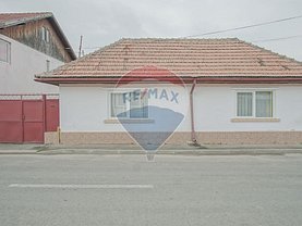 Casa de vânzare 5 camere, în Cristian