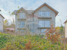 Casa de vânzare 4 camere, în Predeal, zona Piaţa