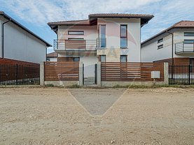 Casa de vânzare 4 camere, în Ghimbav, zona Exterior Est