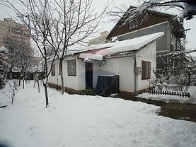 Casa de vânzare 2 camere, în Braşov, zona Florilor