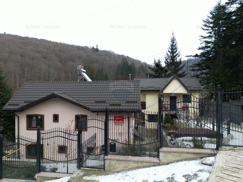 Complex pentru cazare in Busteni in zona Valea Alba