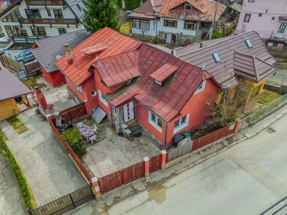 Casa cocheta in centrul statiunii montane Busteni