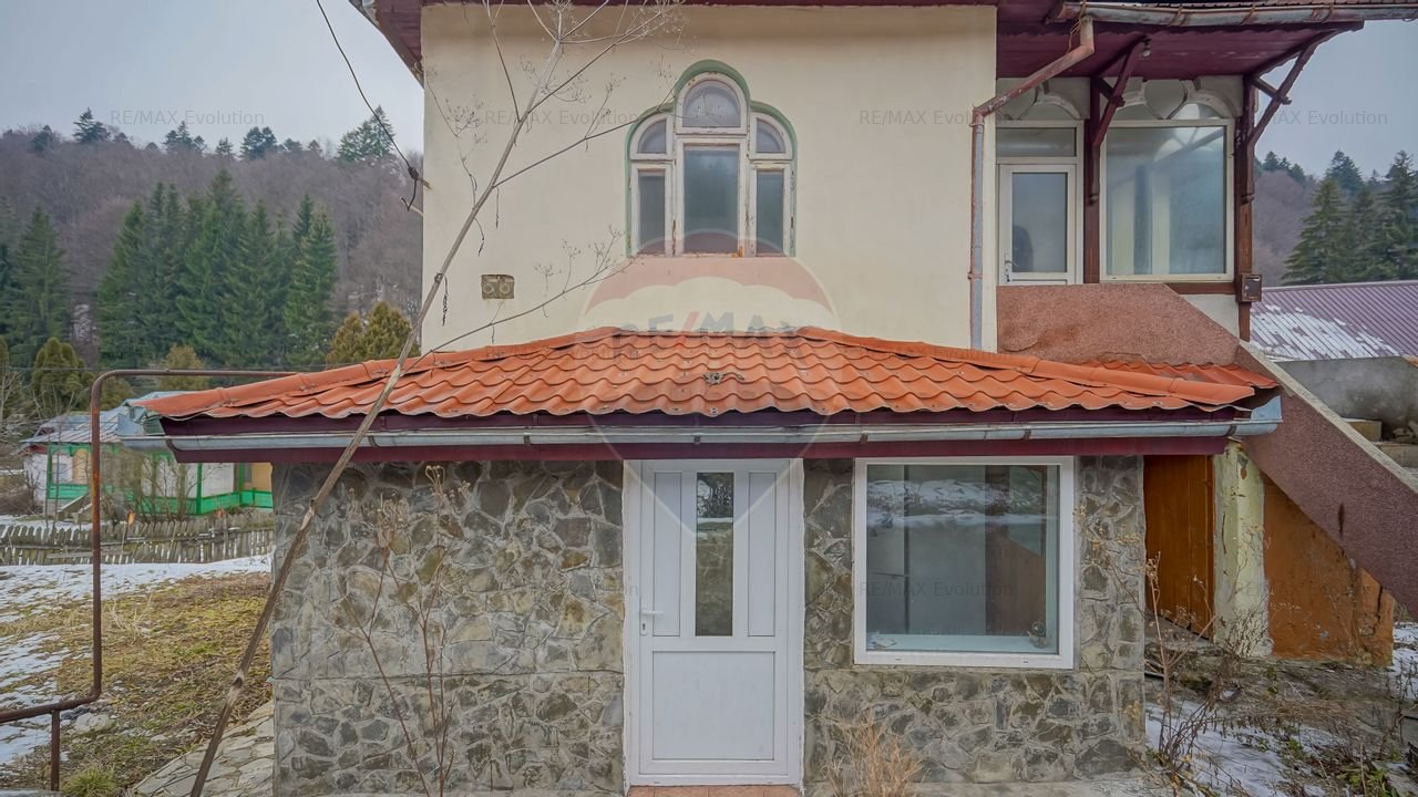 COMISION 0% /Apartament in casa /270 mp teren I Predeal