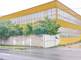 Vânzare spaţiu industrial
