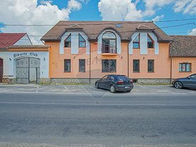 Vânzare spaţiu comercial