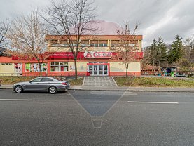 Închiriere spaţiu comercial