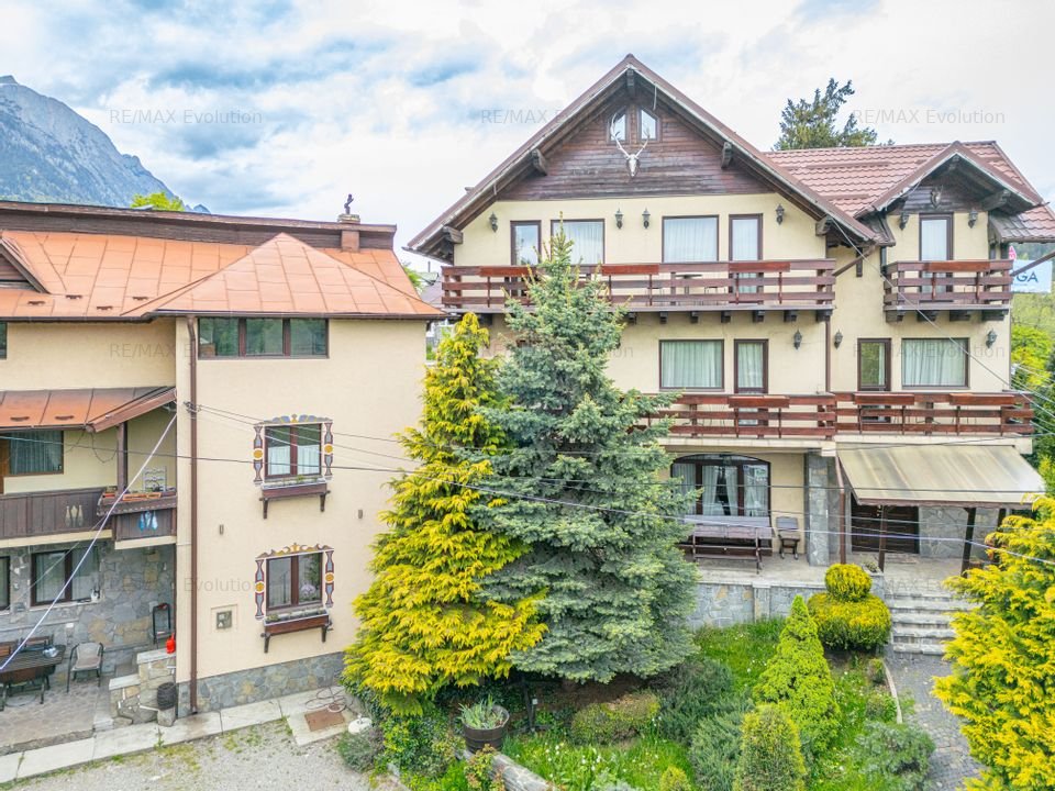 Proprietate deosebita de vanzare in Busteni - Pensiune + Duplex