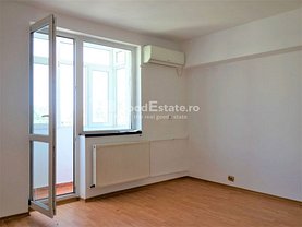 Apartament de vânzare 3 camere, în Bucuresti, zona P-ta Universitatii