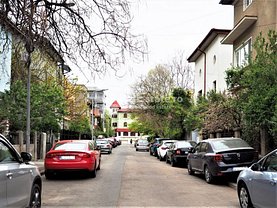 Casa de vânzare 5 camere, în Bucuresti, zona Parcul Carol