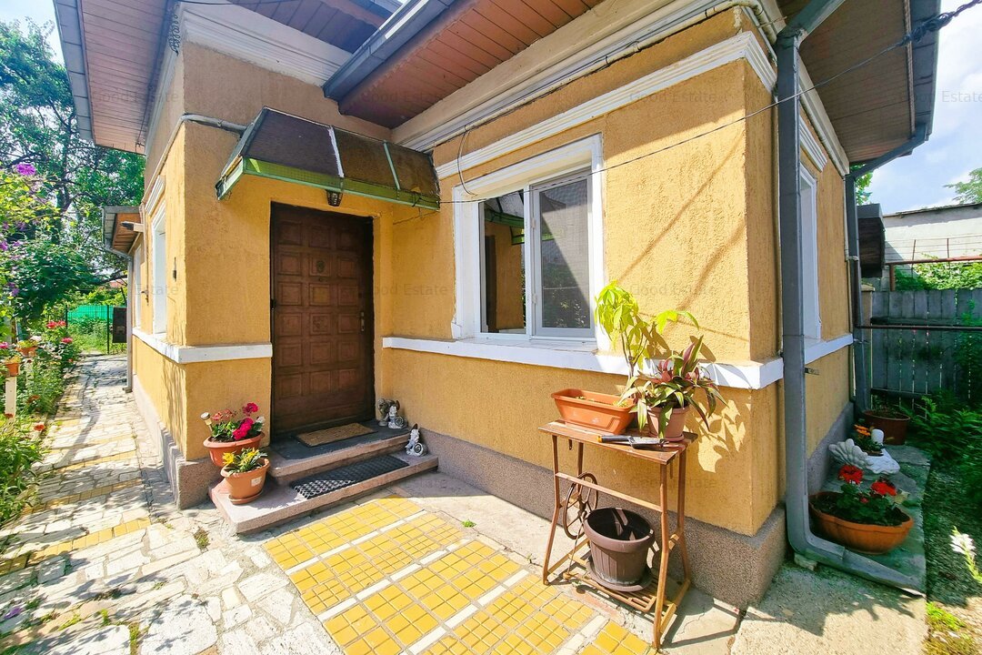 Vanzare casa cu 3 camere + TEREN 456mp Strada Navigatiei - Soseaua Chitilei