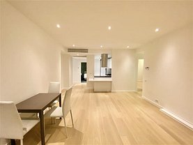 Apartament de închiriat 4 camere, în Bucuresti, zona Herastrau