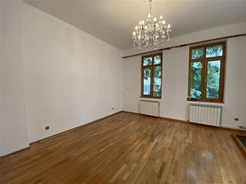 Casa de închiriat 7 camere, în Bucureşti, zona Capitale