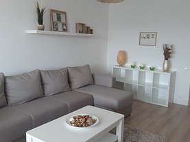 Apartament de vânzare sau de închiriat 3 camere în Bucuresti, P-ta Victoriei
