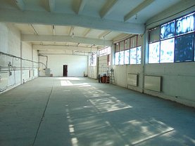 Închiriere spaţiu industrial