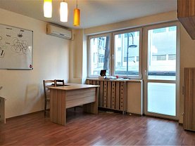 Apartament de închiriat 3 camere, în Bucuresti, zona Stefan cel Mare