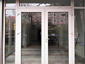 Închiriere spaţiu comercial