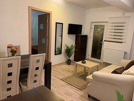 Apartament de închiriat 2 camere, în Braşov, zona Schei