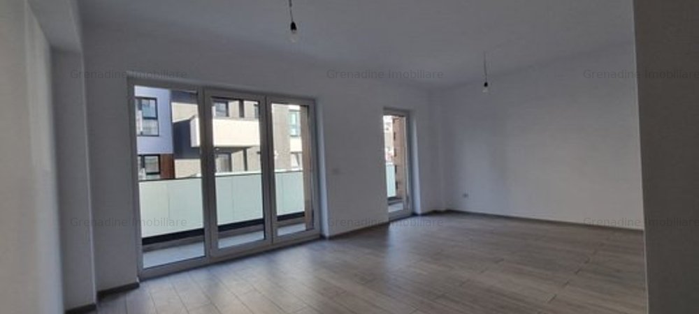 Apartament cu 2 camere în Tractorul, nemobilat, cod 8827 - imaginea 0 + 1